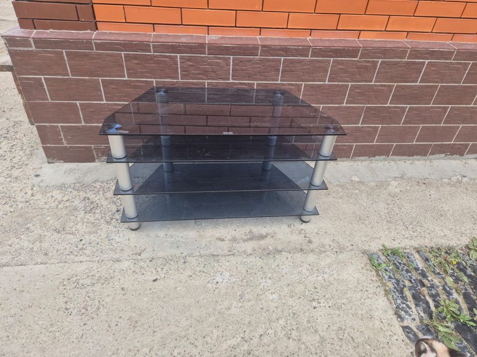 Столешница под ТВ