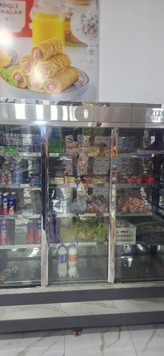 Холодильник сотилади