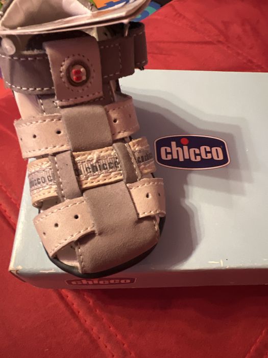 Chicco- Нови бебешки обувки 18 номер