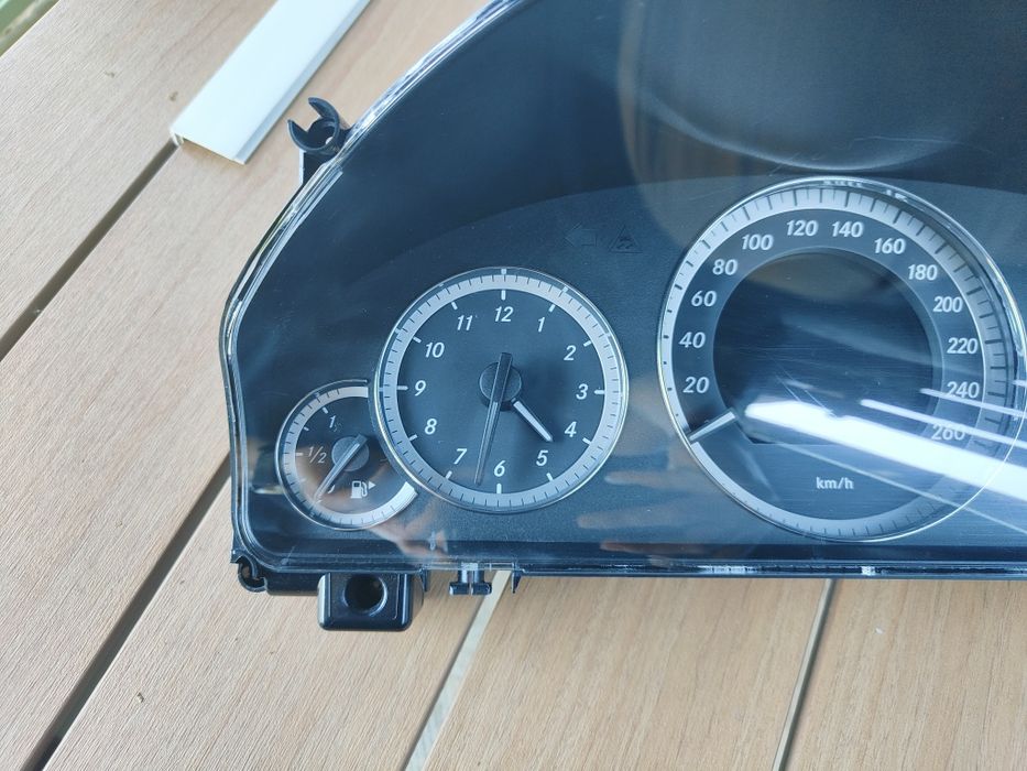 Ceasuri de bord Mercedes Benz w212 2010