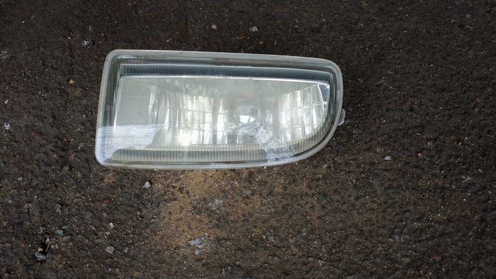 Противотуманка Ланкрузер - 100. Левая.