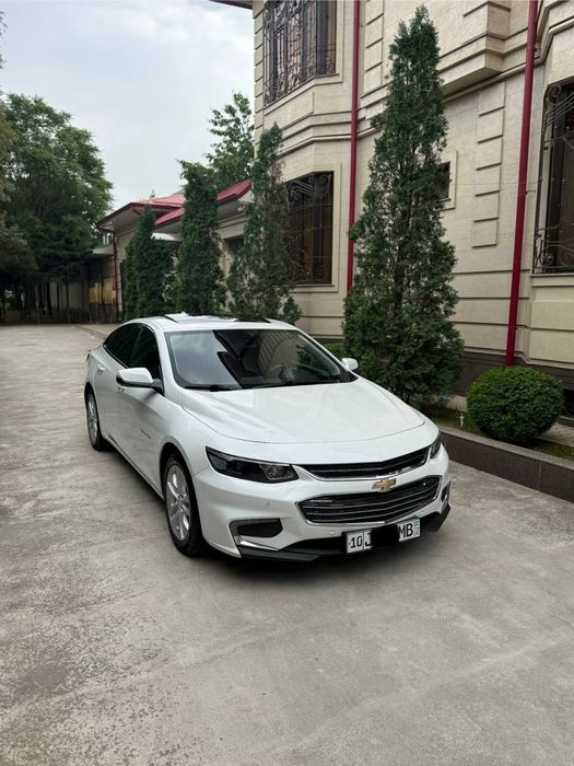Chevrolet Malibu 2017 — 2