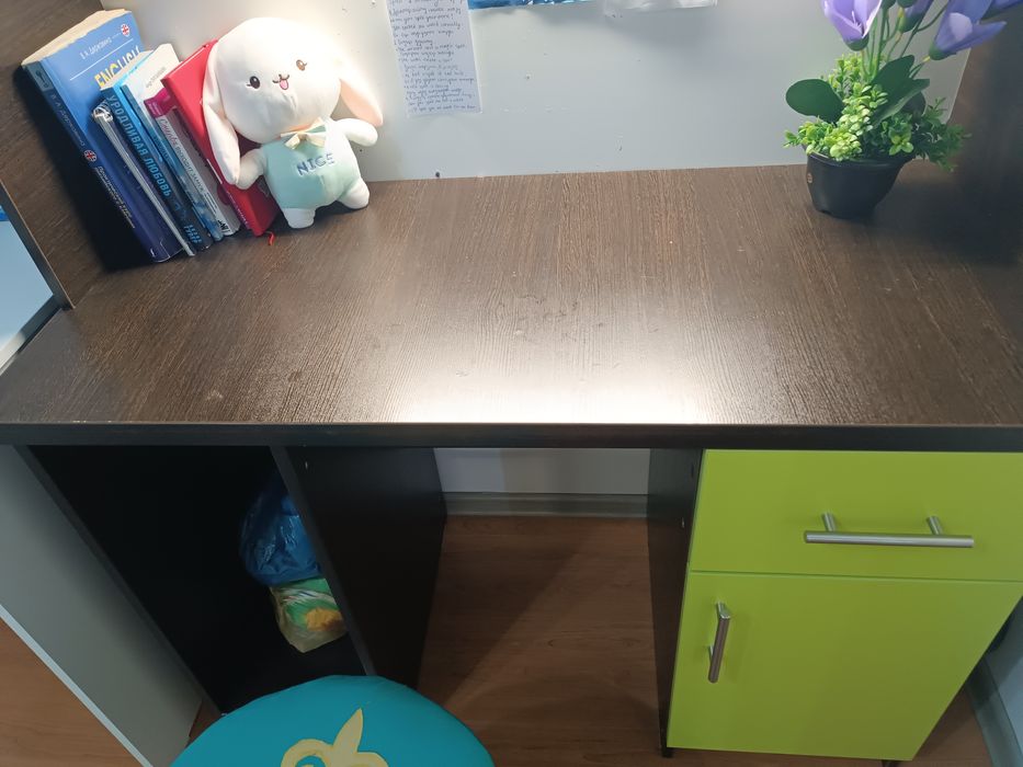 Продам Писменный стол