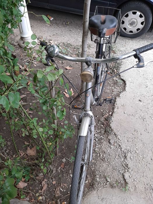 Bicicletă cu cadru de damă