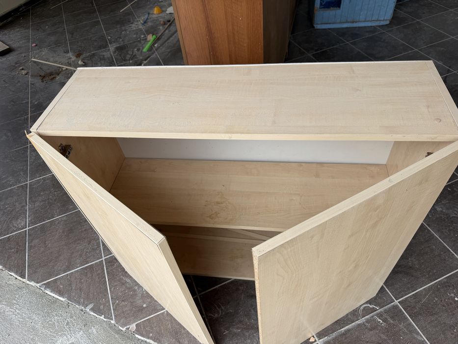 Шкаф за кухня горен 100/80/30 и бюфет 200/35/205