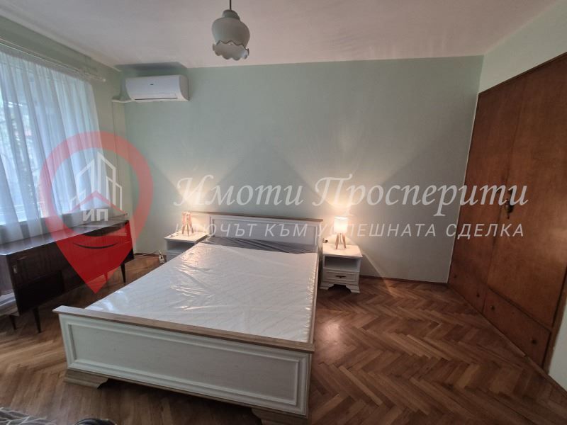 Дава се под наем Тристаен апартамент в София, Лозенец - 80 кв.м за 750 € - Снимка #6