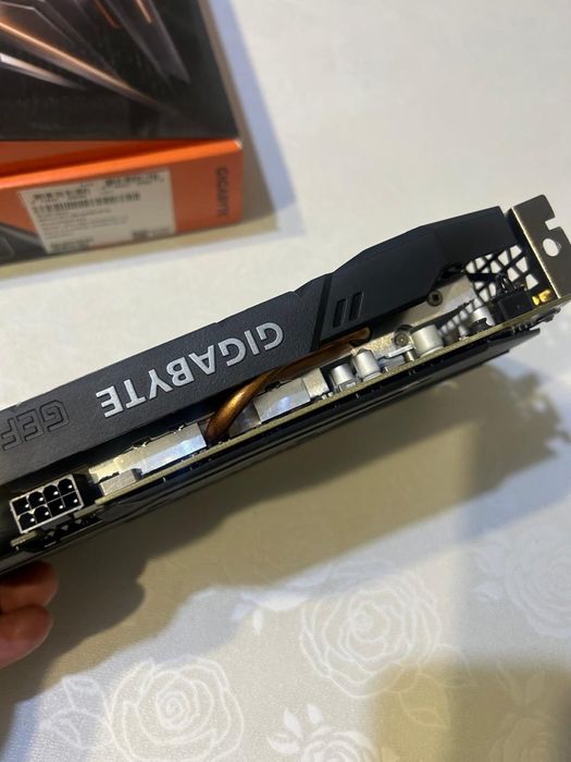 Видеокарта 1660 супер