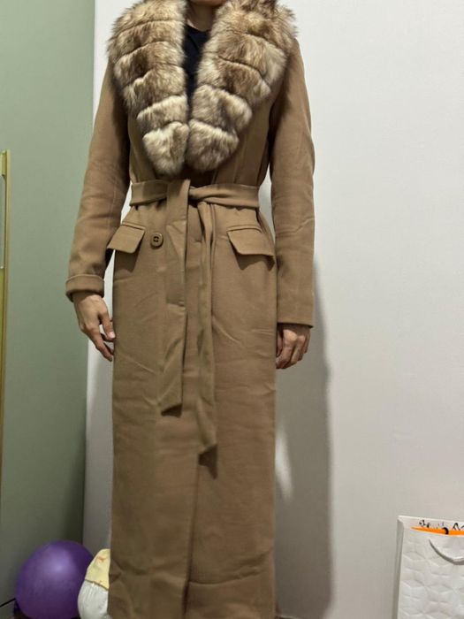 Продам женское пальто новое