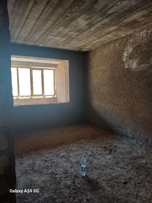 Продам квартиру(каробка)