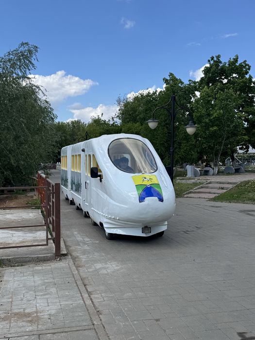 Детский аттракцион поезд