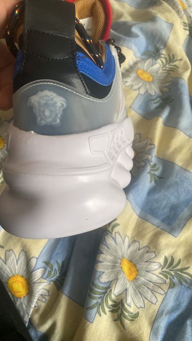 Versace Chain reaction