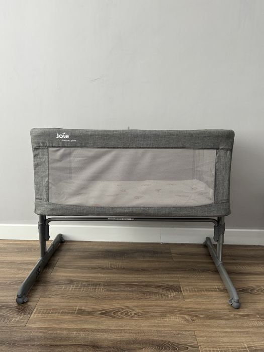 Продам кроватку-манеж Joie Roomie Glide
