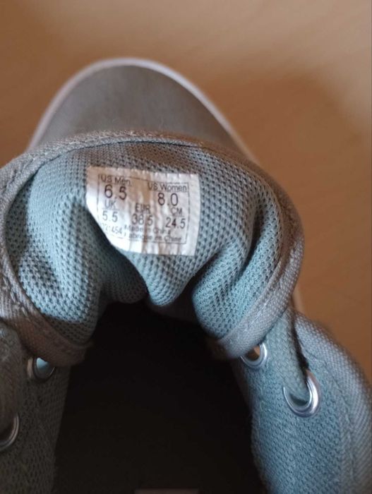 Зелени кецове Vans