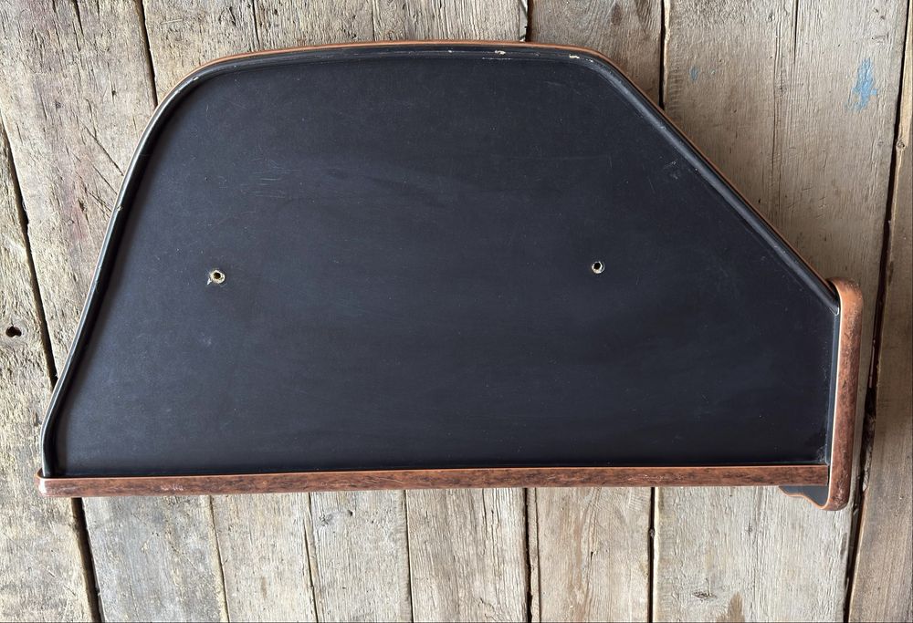 Столик для кабины