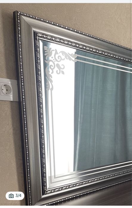 Комод с зеркалом