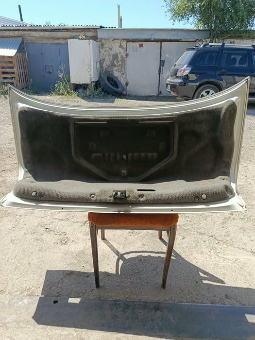 Крышка багажника BMW E34