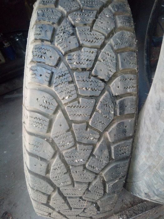 Продам резину б/у