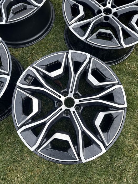 Jante Bmw ix m60  ix m50 g05, g06, XM pe 22 o singura dimnesiune