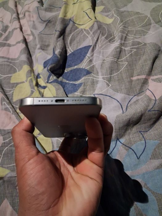 Iphone 15 pro max 256 gb 88 yomkis 651 sekl amerkanski sim blok bolgan