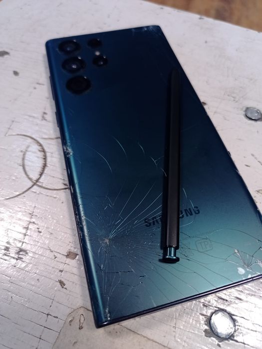 Продам Самсунг s22 ultra 12/256 г