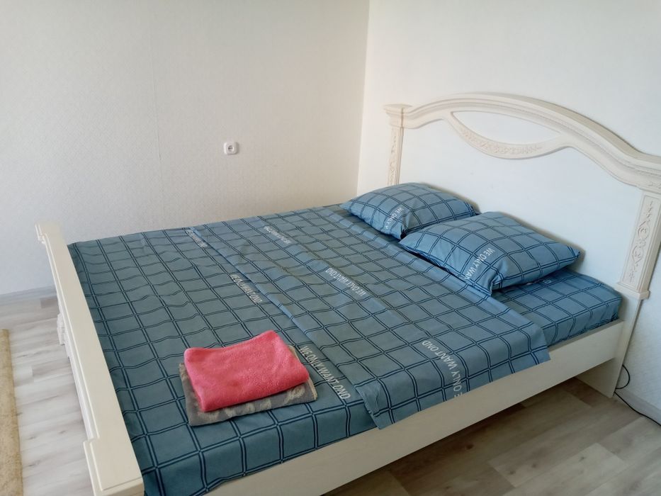 Сутки часы 2000 в 6мкр