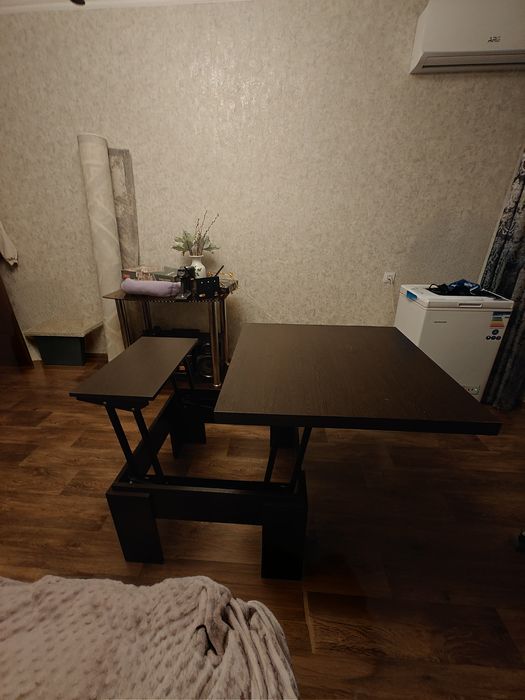 Стол трансформер журнальный