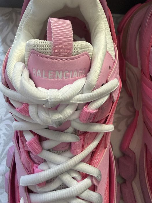 Balenciaga Track