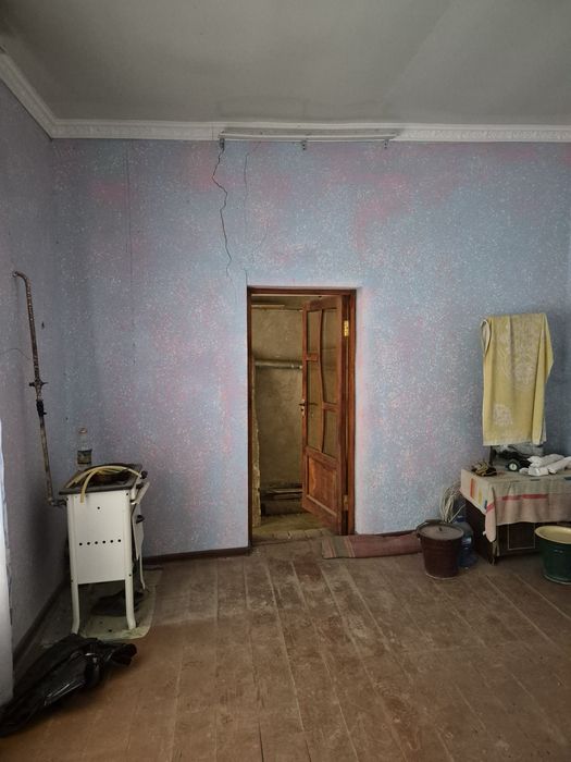 Продаётся ховли в старом городе.