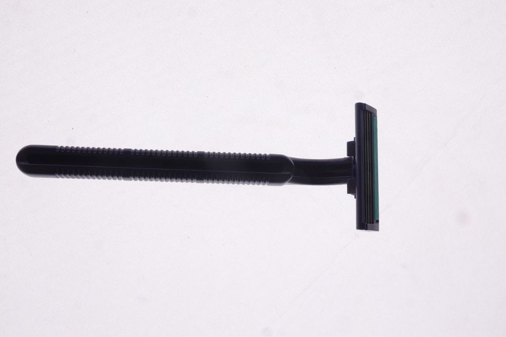 Одноразовые бритвы,бритвы 3  лезвие