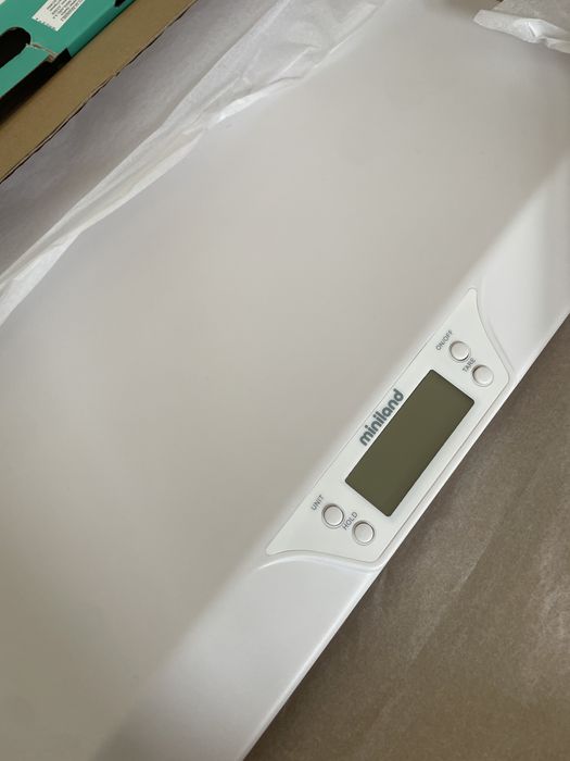 Бебешки кантар Miniland Baby Scale