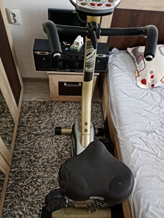 Vand bicicleta electrica magnetic bike body sculpture aproape noua