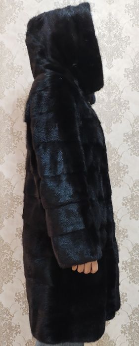 Шуба норковая. .