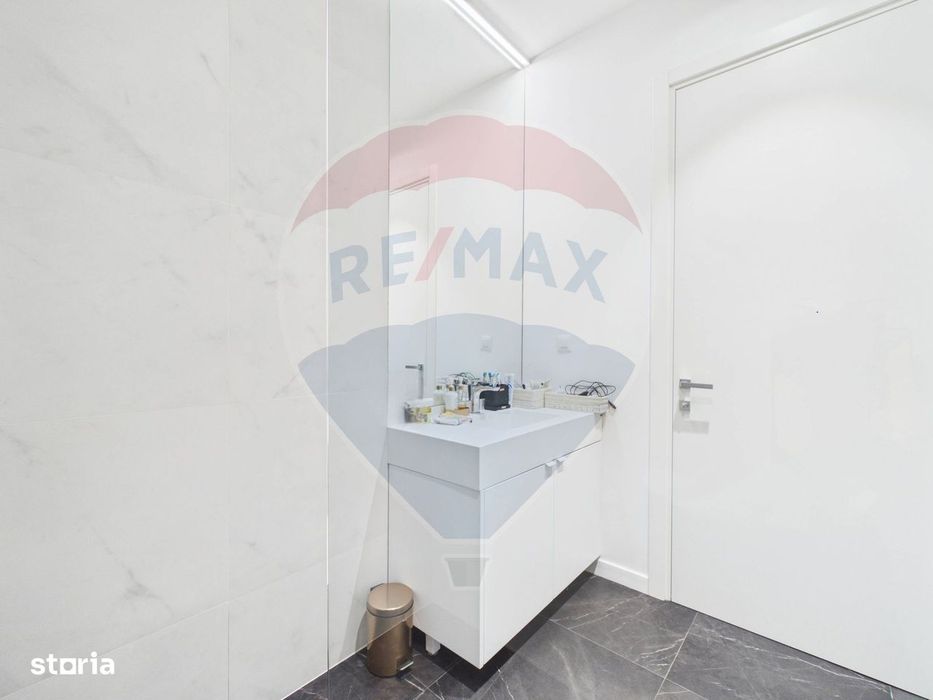 De vanzare | 4 camere ONE VERDI PARK + 2 locuri de parcare si boxa