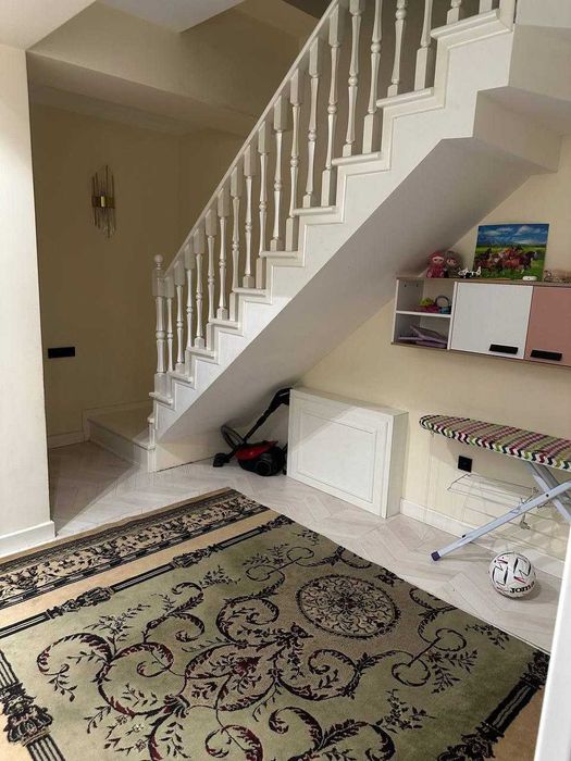 Продается  квартира 129м2 99500!