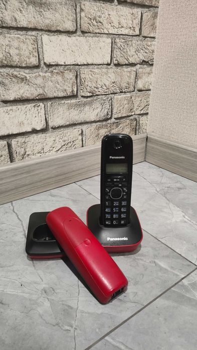 Радиотелефон Panasonic KX-TG1611UA