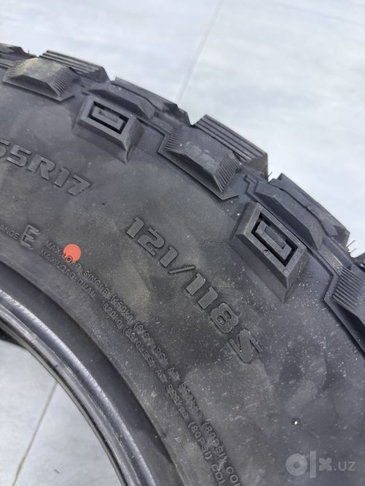 Офф-роуд шина в размере 275/65R17 Ridge Blade Tesche Tires