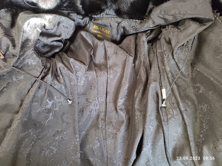 Продам Норковою шубу