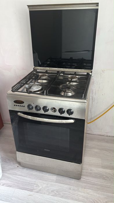 Продам газ плиту б/у