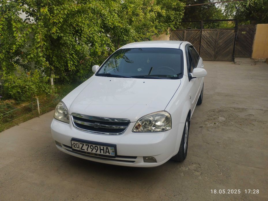 Ласетти сотилади 1.8 мотор