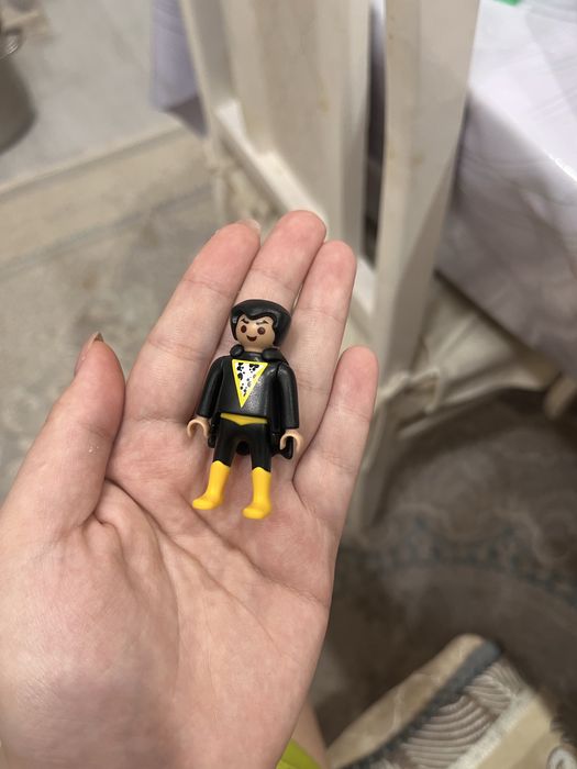 Фигурки киндер дс kinder dc playmobil