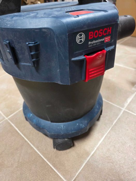 Aspirator cu acumulator Bosch Profesional GAS 18V-10 L