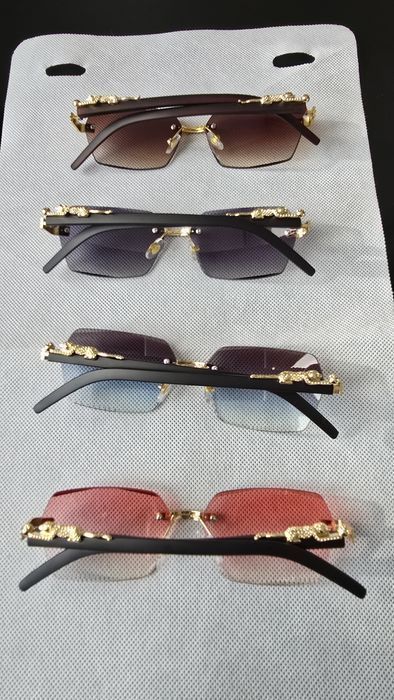 Set Ochelari de soare Cartier, 1 pereche la alegere