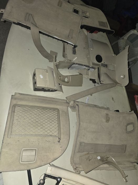 Бежови кори багажник е61