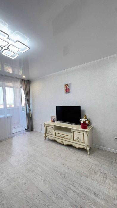 Продам 3-х комн квартиру 19 мкрн