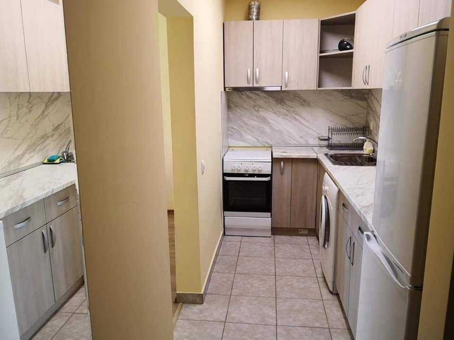 Дава се под наем Двустаен апартамент в София, Горубляне - 60 кв.м за 178.5 € - Снимка #2