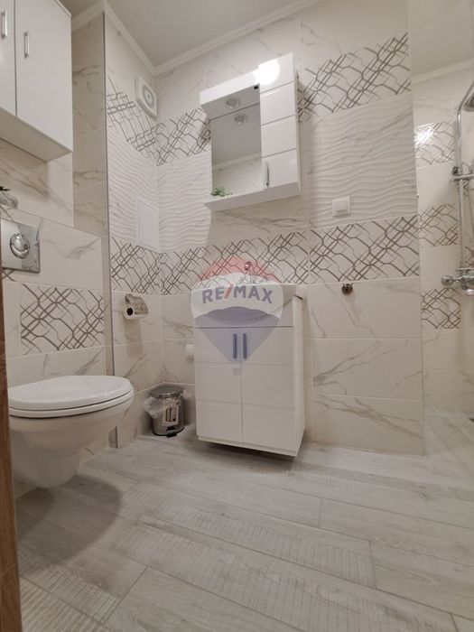 Дава се под наем Двустаен апартамент в к.к. Св.Св. Константин и Елена - 56 кв.м за 612 € - Снимка #11