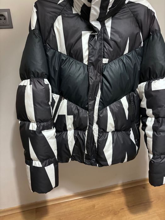 Зимно яке Nike….