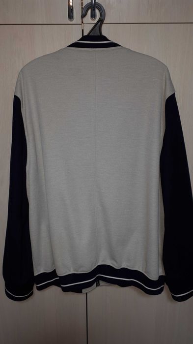 куртка-бомбер THOMAS GRAF, для плотного типа фигуры.