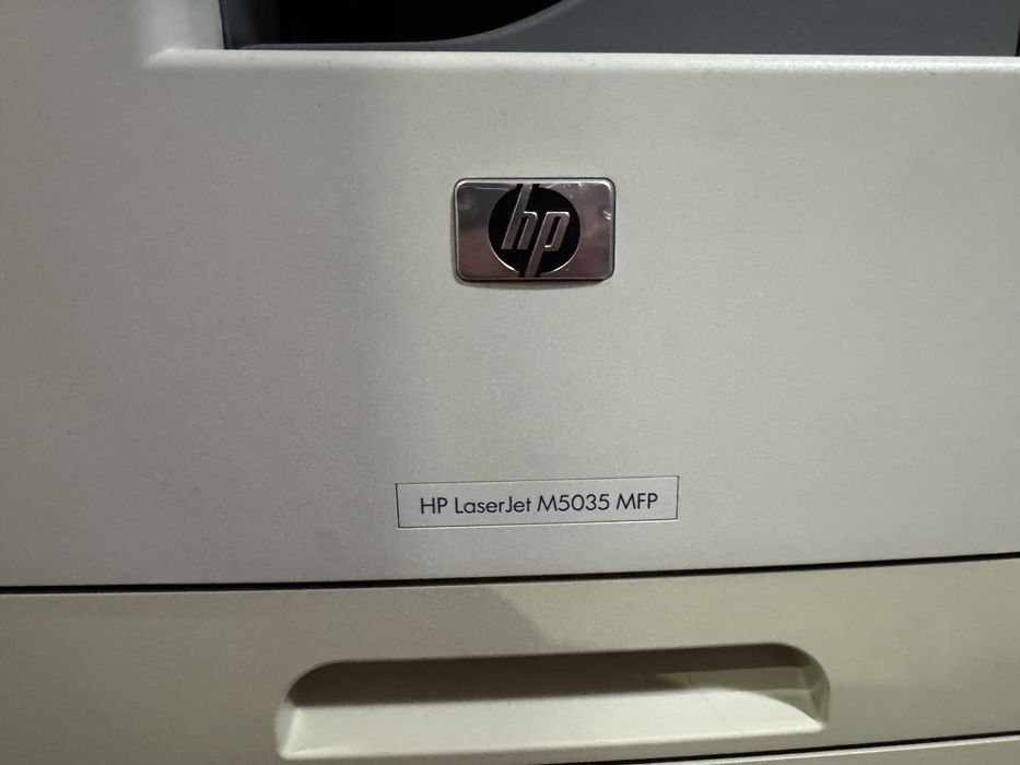МФУ HP LaserJet M5035 MFP в рабочем состоянии