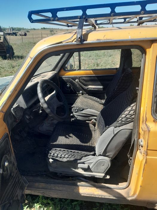 Продам ниву с прицепом